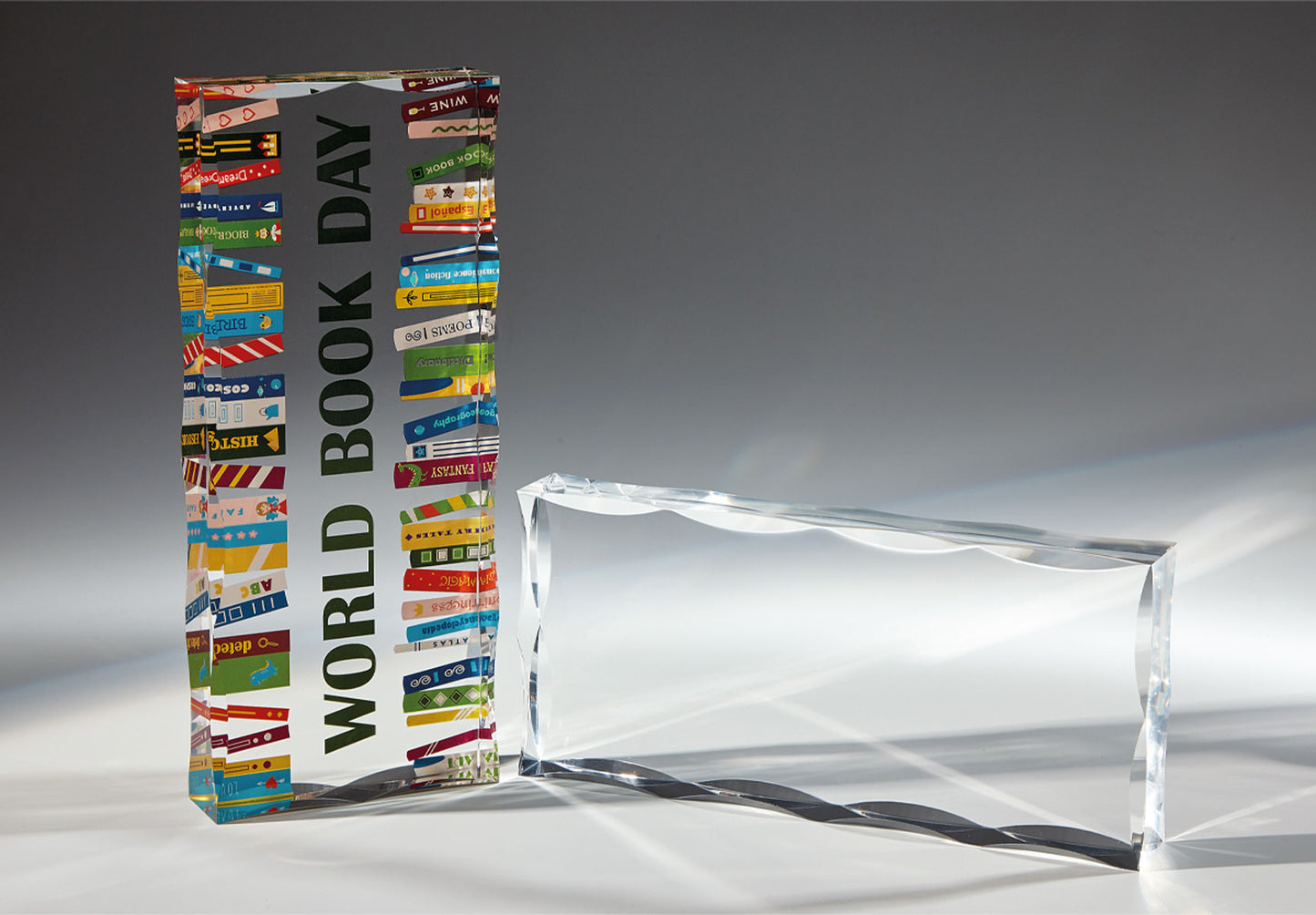 TROFEO CUBO DE METACRILATO