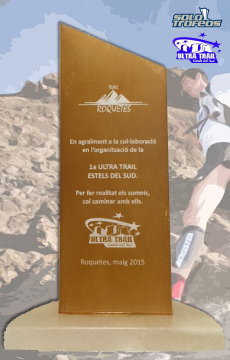 Enhorabuena a la carrera "Estels del Sud" ultra trail por los paisajes maravillosos de las Tierras del Ebro