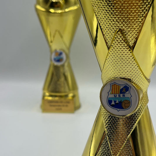 ¡Personaliza tus trofeos con nosotros!