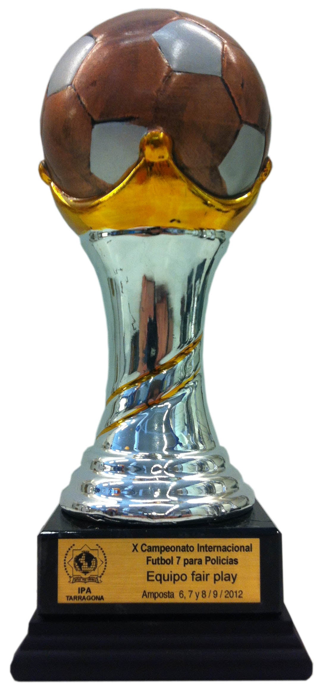 Trofeos X campeonato Internacional de Futbol7 para policias.