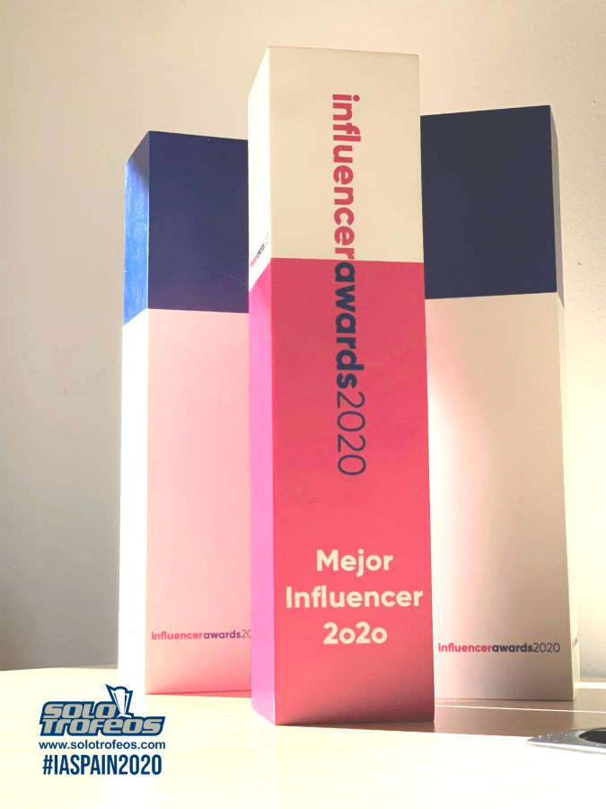 INFLUENCER AWARDS 2020