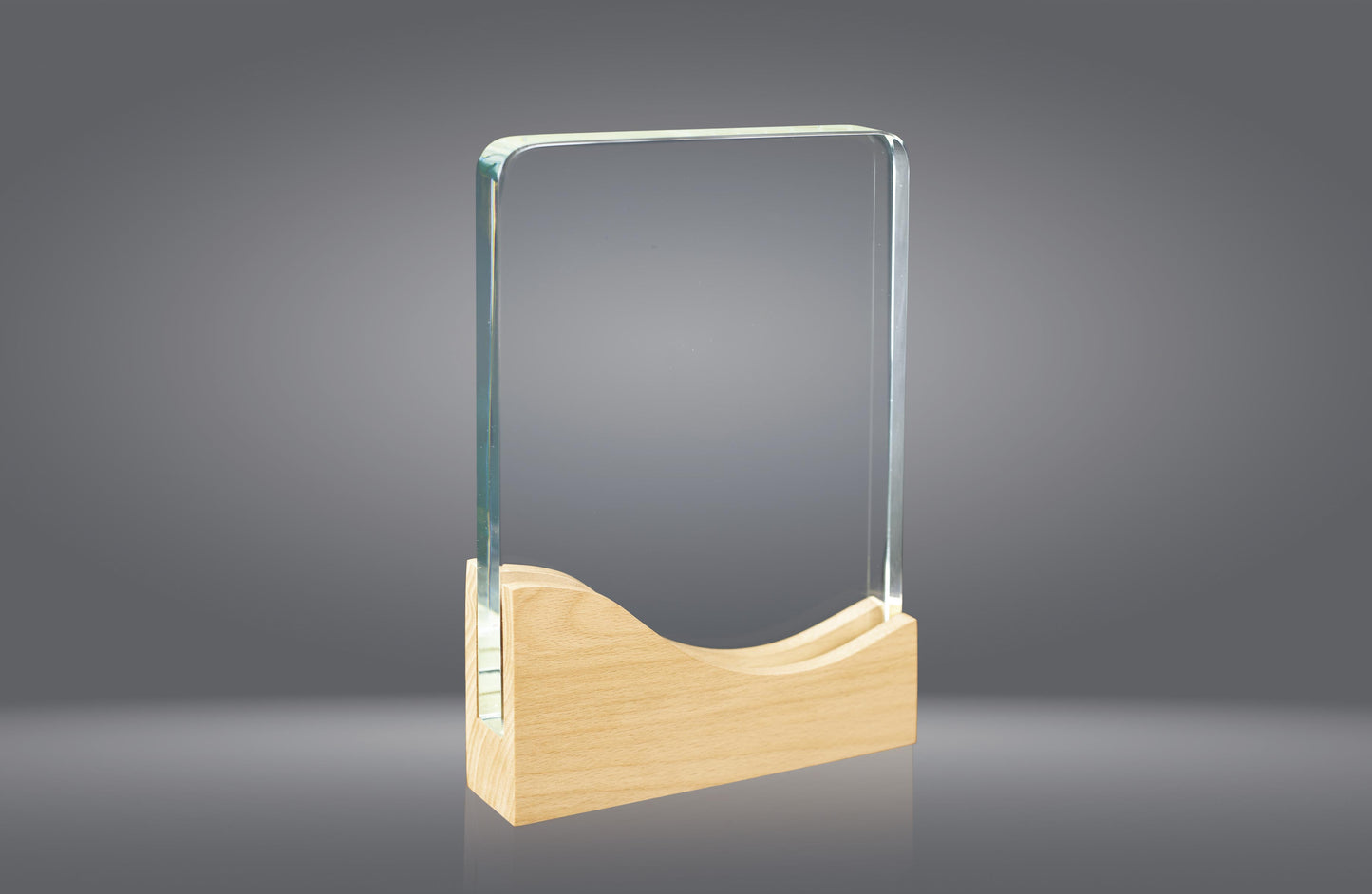 TROFEO CRISTAL RECTANGULAR CON PEANA DE MADERA