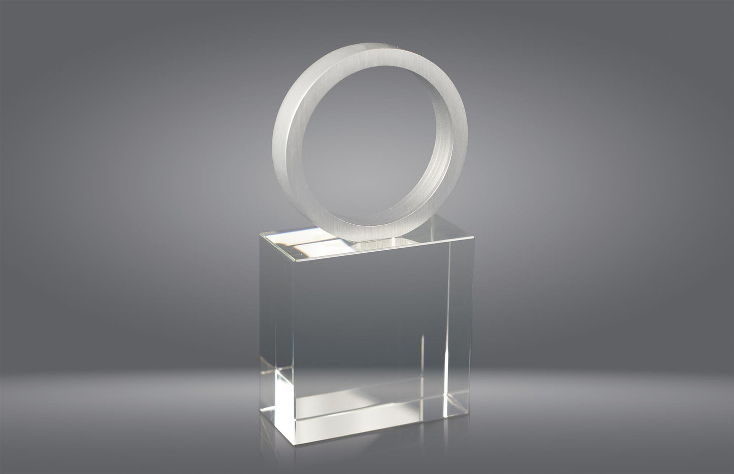 TROFEO CRISTAL Y ALUMINIO