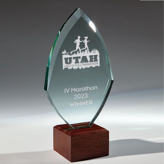 TROFEO CRISTAL CON PEANA DE MADERA