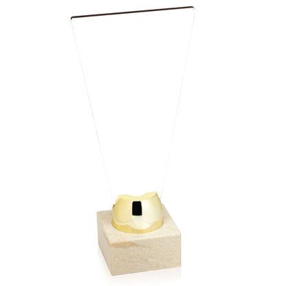 TROFEO DM TRIANGULO CON PEANA DE MÁRMOL