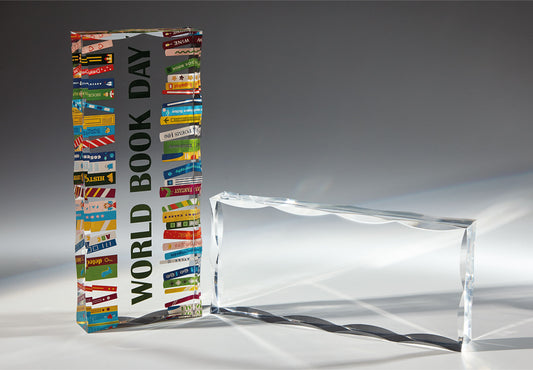 TROFEO CUBO DE METACRILATO