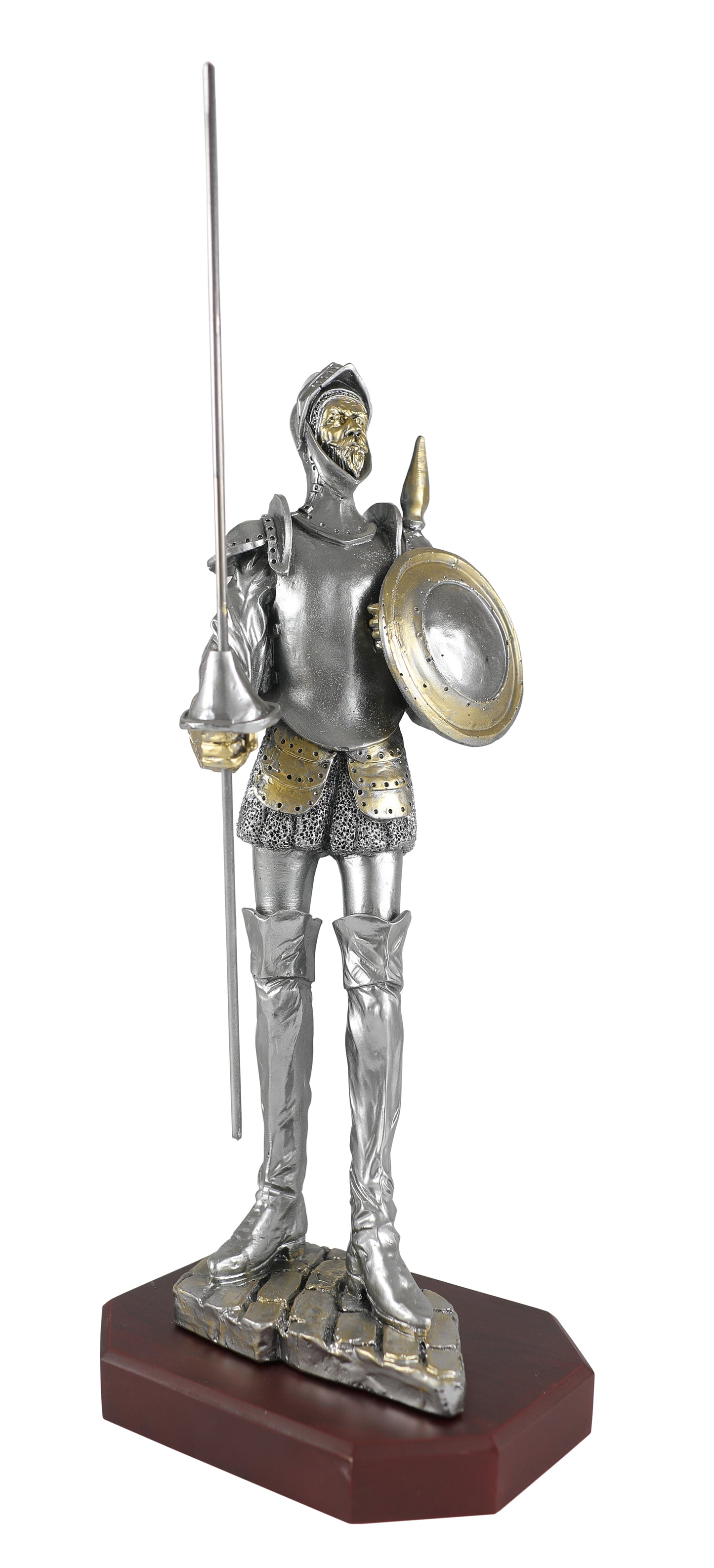 DON QUIJOTE CON ARMADURA