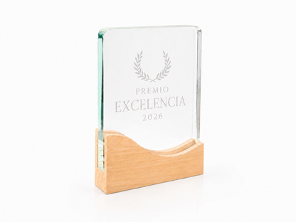 TROFEO CRISTAL RECTANGULAR CON PEANA DE MADERA